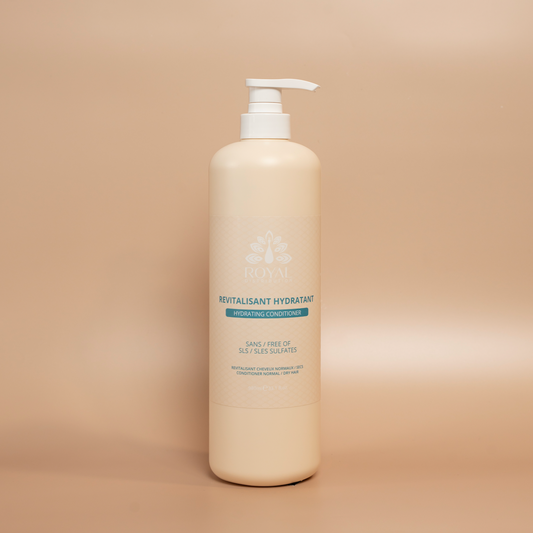 ROYAL Hydrating Conditioner 980 ml bottle photographed against a beige background.