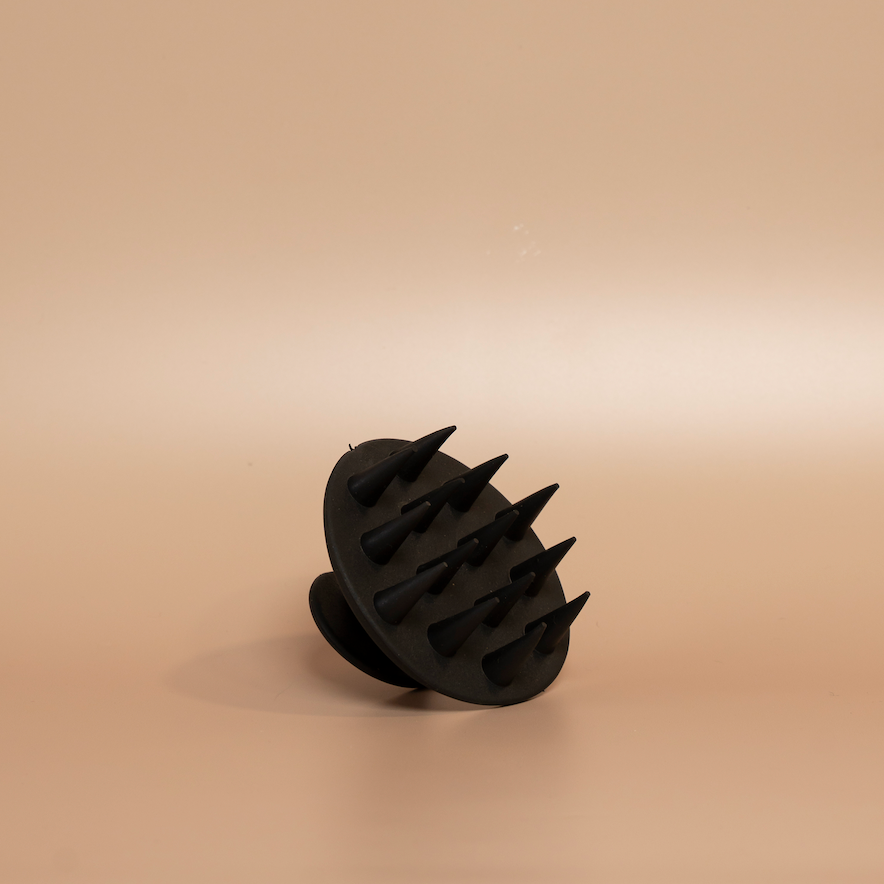 ROYAL SCALP MASSAGING BRUSH